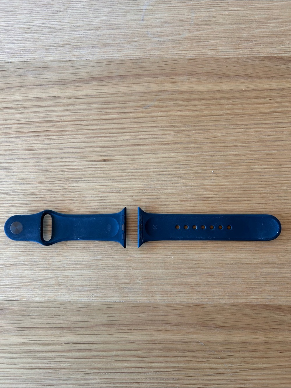 Authentic Apple Black Silicone Replacement Watch Band Unisex Man Woman Like New